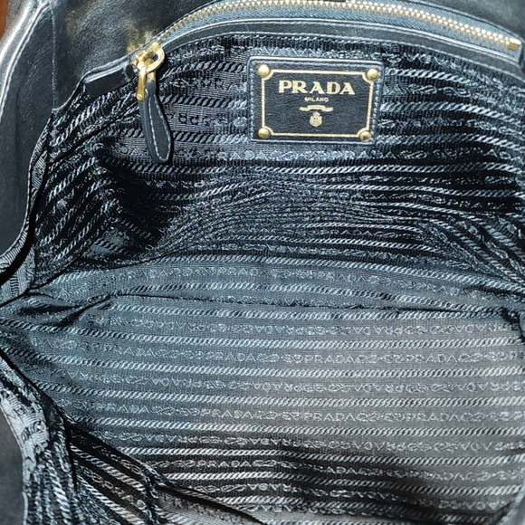 Prada BR4411 Black Soft Calf Leather Brass Trim Shoulderbag Cards & Duster Bag - Picture 12 of 16